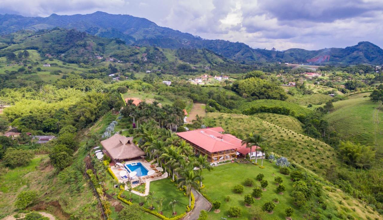 Hotel Casa San Carlos Lodge Pereira Combia Bagian luar foto