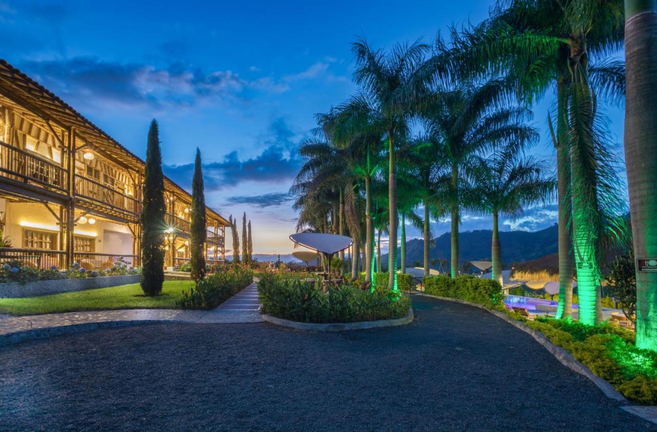 Hotel Casa San Carlos Lodge Pereira Combia Bagian luar foto